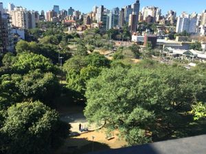 Image 26 - 147798