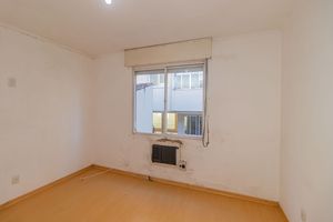 Image 15 - 147799