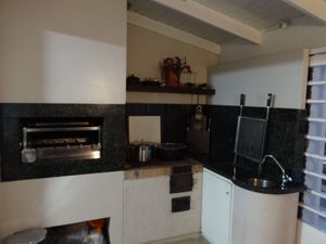 Image 25 - 148195
