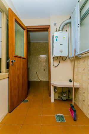 Image 19 - 148264