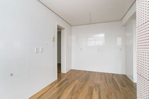 Image 24 - 148453