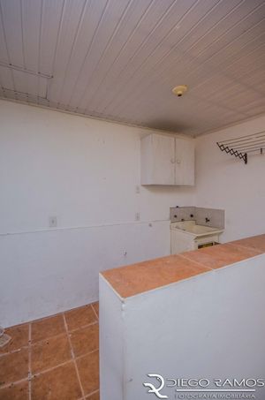 Image 17 - 148875