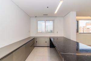 Image 11 - 150072