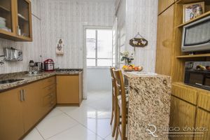 Image 14 - 150915