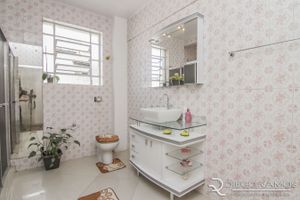 Image 7 - 150915