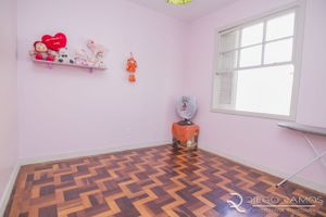 Image 12 - 150915