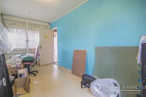 Image 31 - 151002