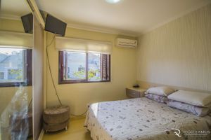 Image 10 - 151112