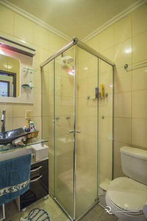 Image 19 - 151112