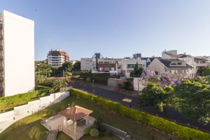 Image 20 - 151511