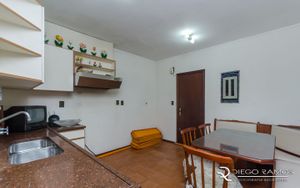 Image 24 - 151572