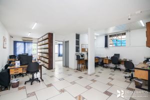 Image 30 - 152032