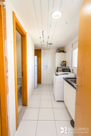 Image 28 - 152931