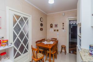 Image 32 - 15304