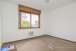 Image 9 - 153150