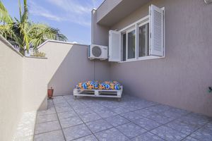 Image 42 - 153439