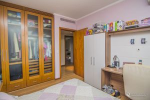 Image 32 - 153545