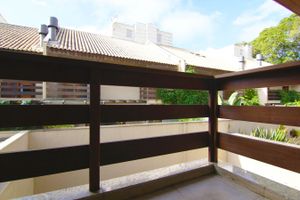 Image 18 - 153737