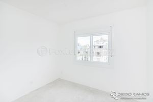 Image 9 - 154002