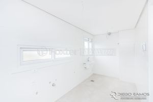 Image 7 - 154002