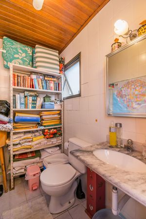 Image 31 - 154010