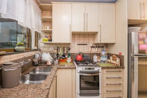 Image 34 - 154010