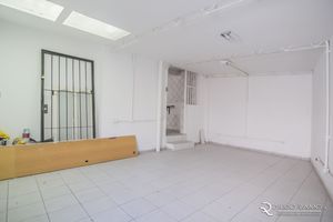 Image 19 - 154758