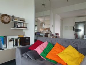 Image 19 - 154983