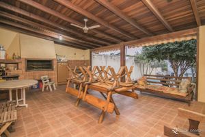 Image 35 - 155604