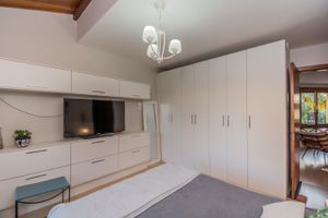 Image 19 - 155867