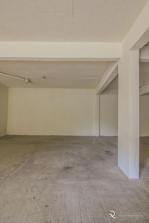 Image 33 - 156113