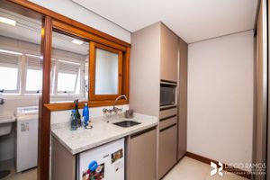 Image 35 - 156197