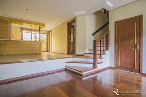 Image 4 - 156600