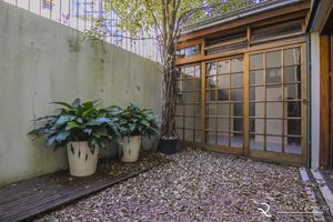 Image 41 - 156600