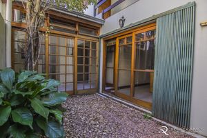 Image 42 - 156600