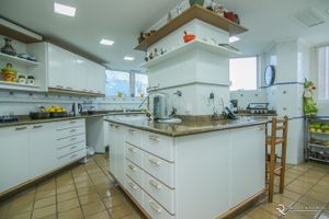 Image 53 - 156612