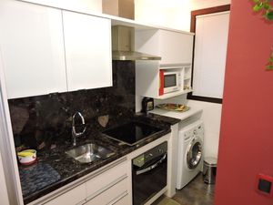 Image 11 - 156782
