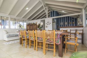 Image 34 - 156853