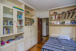 Image 11 - 157225