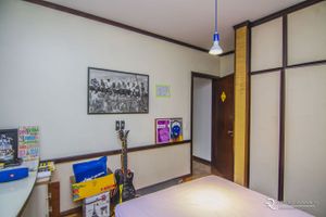 Image 20 - 157225