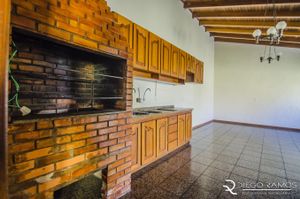 Image 20 - 157320