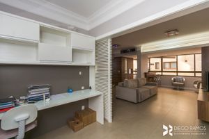 Image 10 - 157815