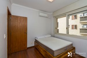 Image 16 - 157815