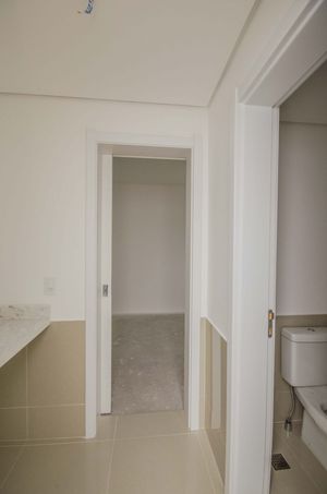 Image 13 - 157820