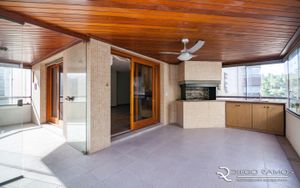 Image 4 - 157941