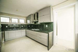 Image 11 - 158321