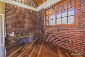 Image 19 - 158716