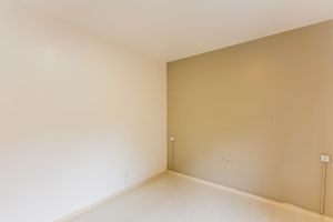 Image 10 - 158771