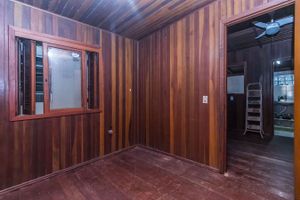 Image 11 - 159125