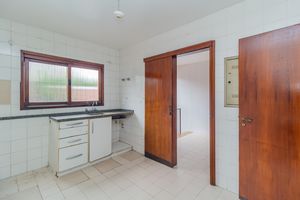 Image 35 - 159210